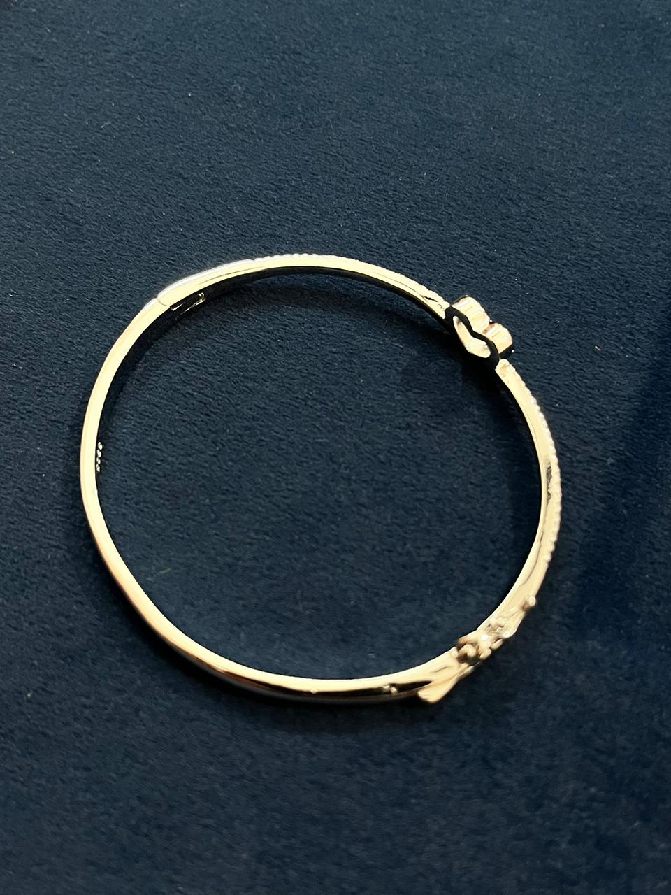 925 Sterling Silver Heart Bracelet with Zircon Stones