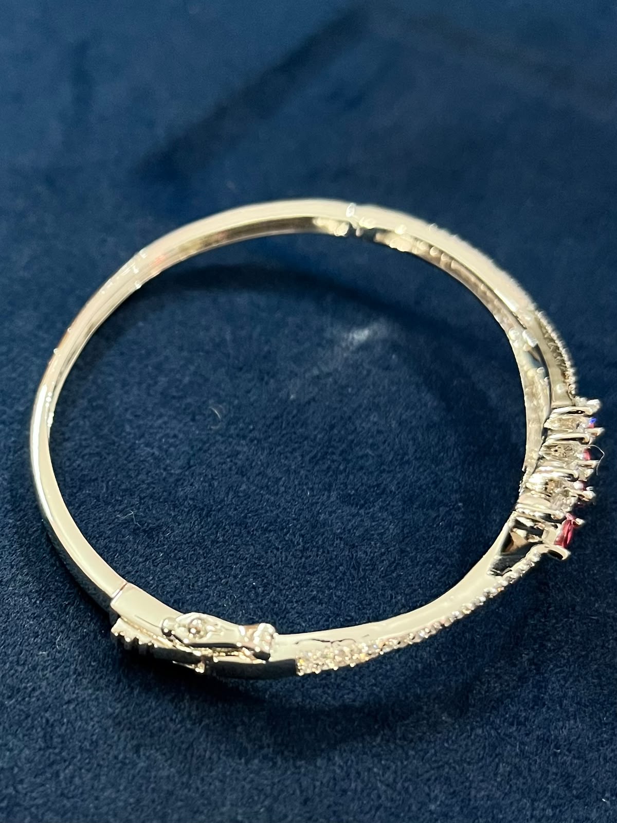 Ruby Leaf Elegance 925 Sterling Silver Bracelet – Luxury Sparkle Cuff