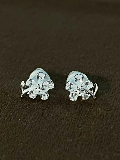 925 Sterling Silver Lucky Clover Stud Earrings