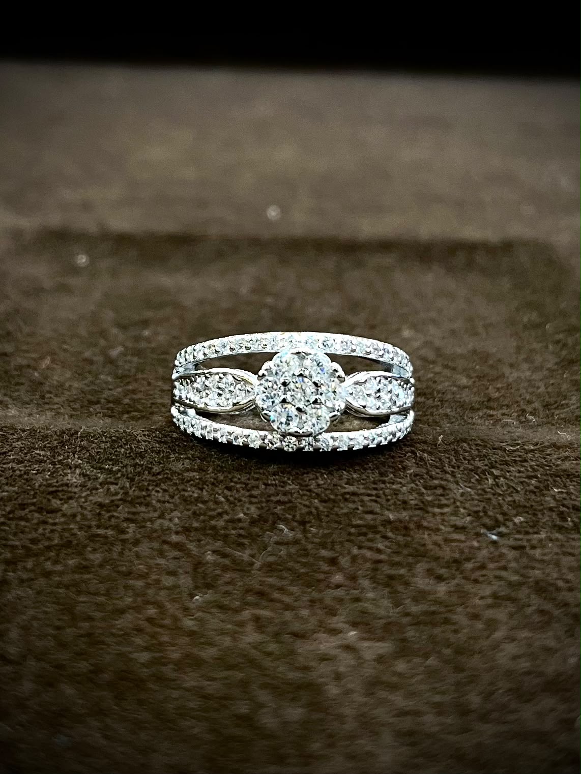 925 Sterling Silver Floral Halo Ring for Women | Sparkling CZ Statement Ring