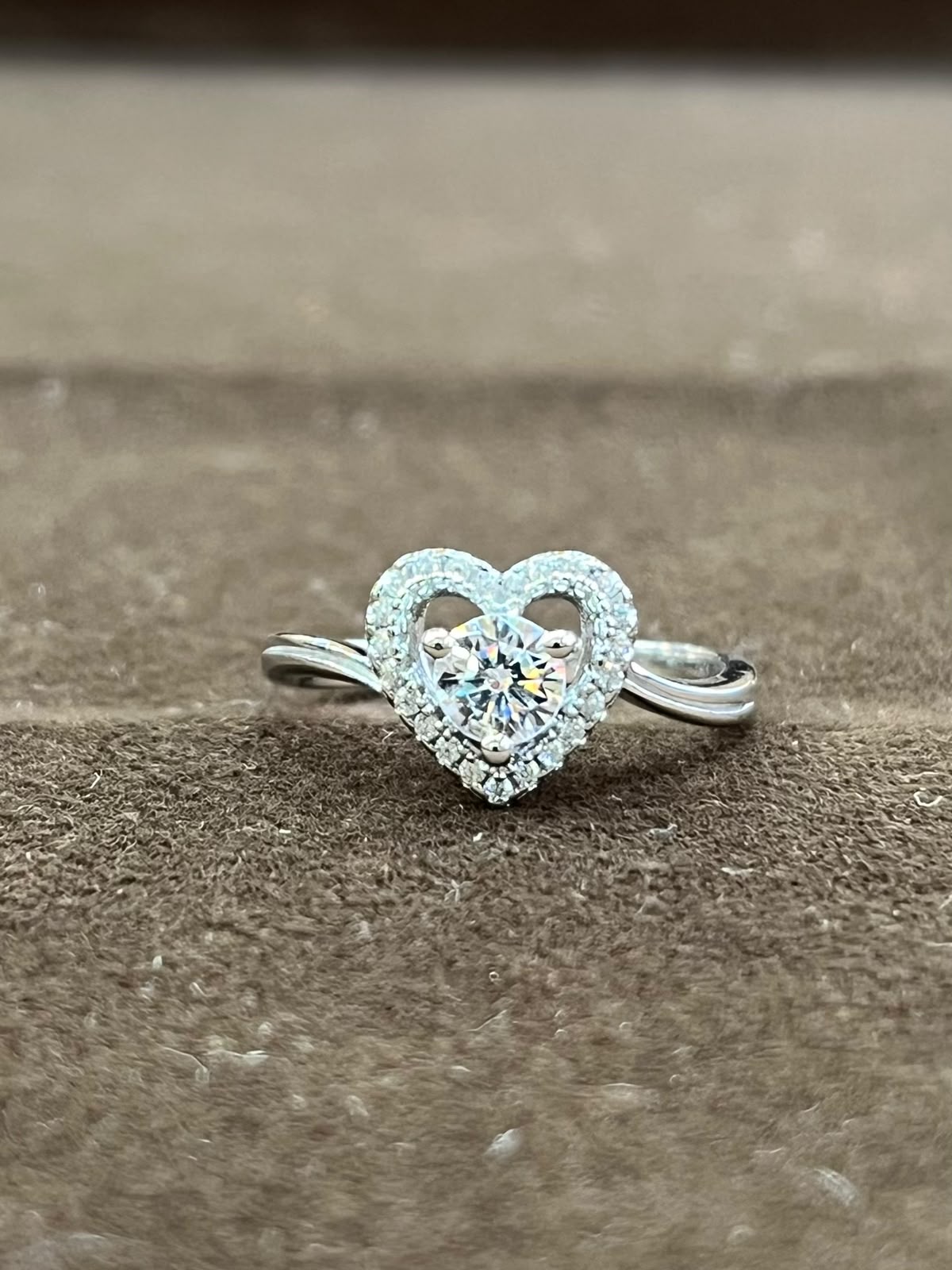 925 Sterling Silver Heart Halo Ring for Women | Sparkling CZ Love Ring