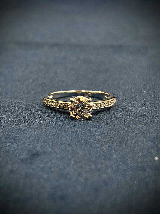 Silverya Classic Round Solitaire Ring – 925 Sterling Silver | Size 7