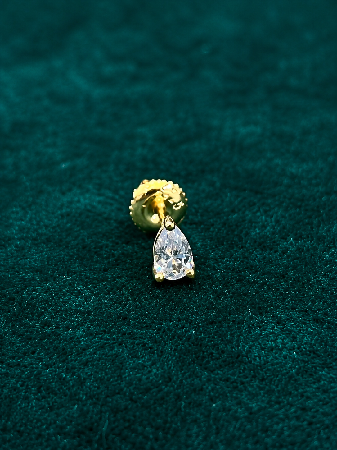 925 Sterling Silver Pear-Cut Zircon Stud Earrings