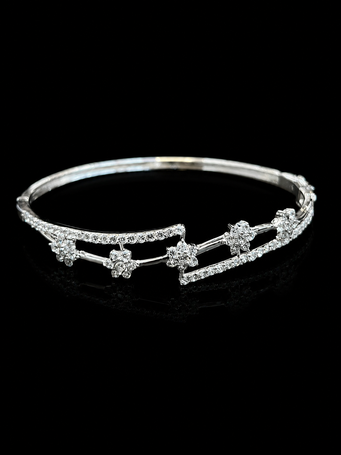 Celestial Blossom 925 Sterling Silver Bracelet – Diamond Sparkle Floral Elegance